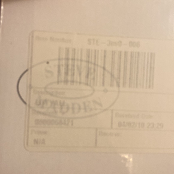 Steve Madden 5” Black Patent/Suede Heels, Loyyall Black Multi, Size 8, with box - Picture 7 of 8